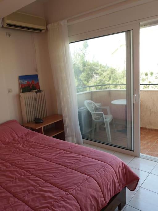 Nea Makri'S Little Ireland Apartman Kültér fotó